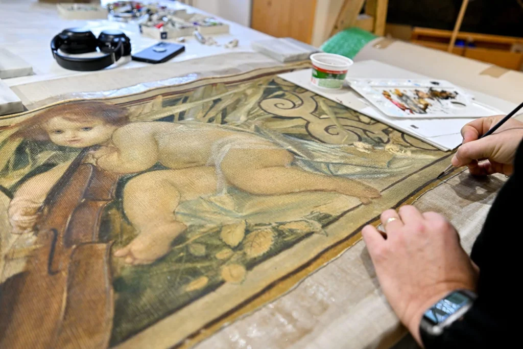 Muzeul Național Brukenthal a finalizat restaurarea unei lucrări Gustav Klimt din colecția Castelului Peleș - Coolturalist
